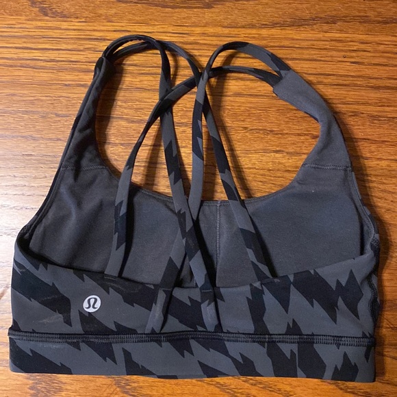 Lululemon Energy Bra — size 2 - Picture 2 of 3